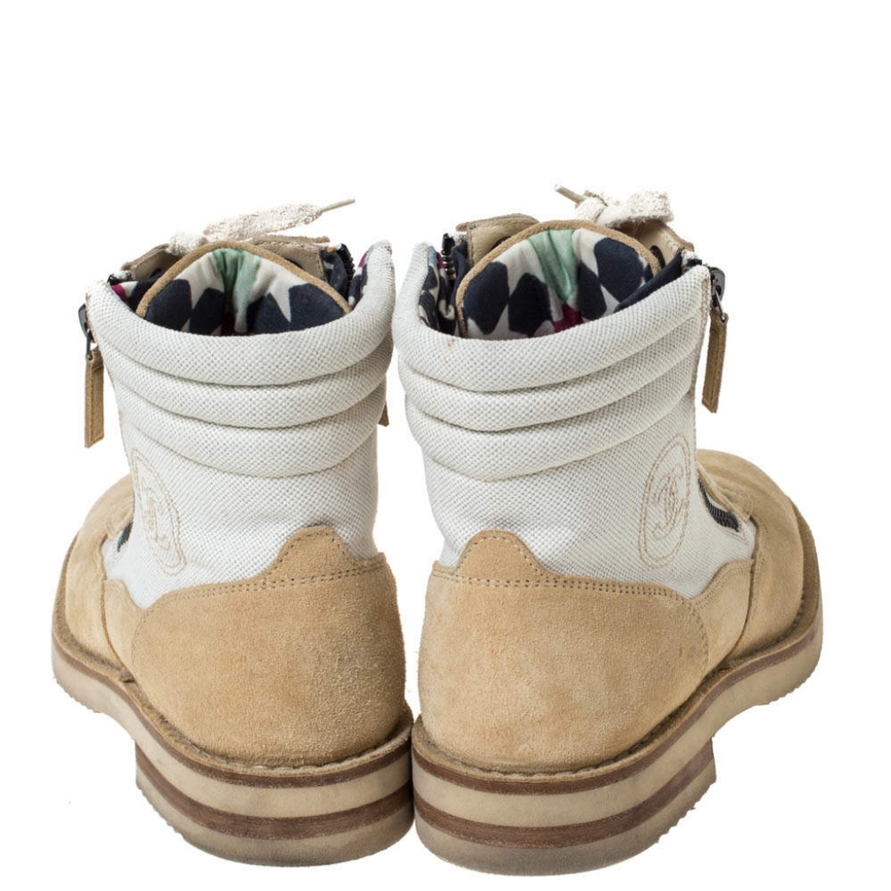 Chanel Lace up Boots - Picture 3 of 5